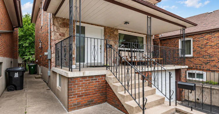 Main & Second Floor-41 Woodville Avenue, Toronto, ON, M4K 2J5 - 3