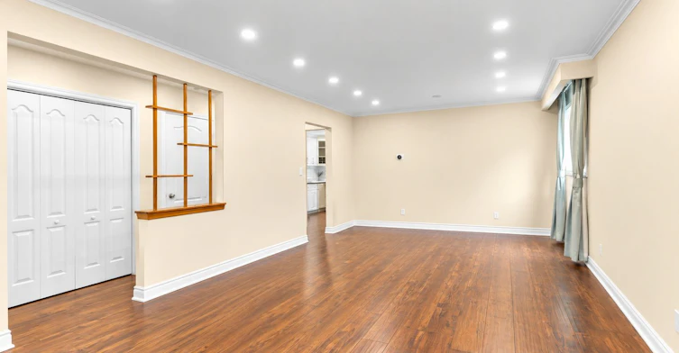 Main & Second Floor-41 Woodville Avenue, Toronto, ON, M4K 2J5 - 9