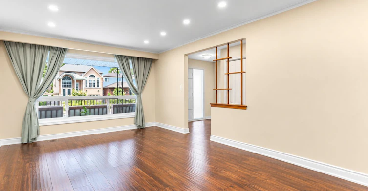 Main & Second Floor-41 Woodville Avenue, Toronto, ON, M4K 2J5 - 13