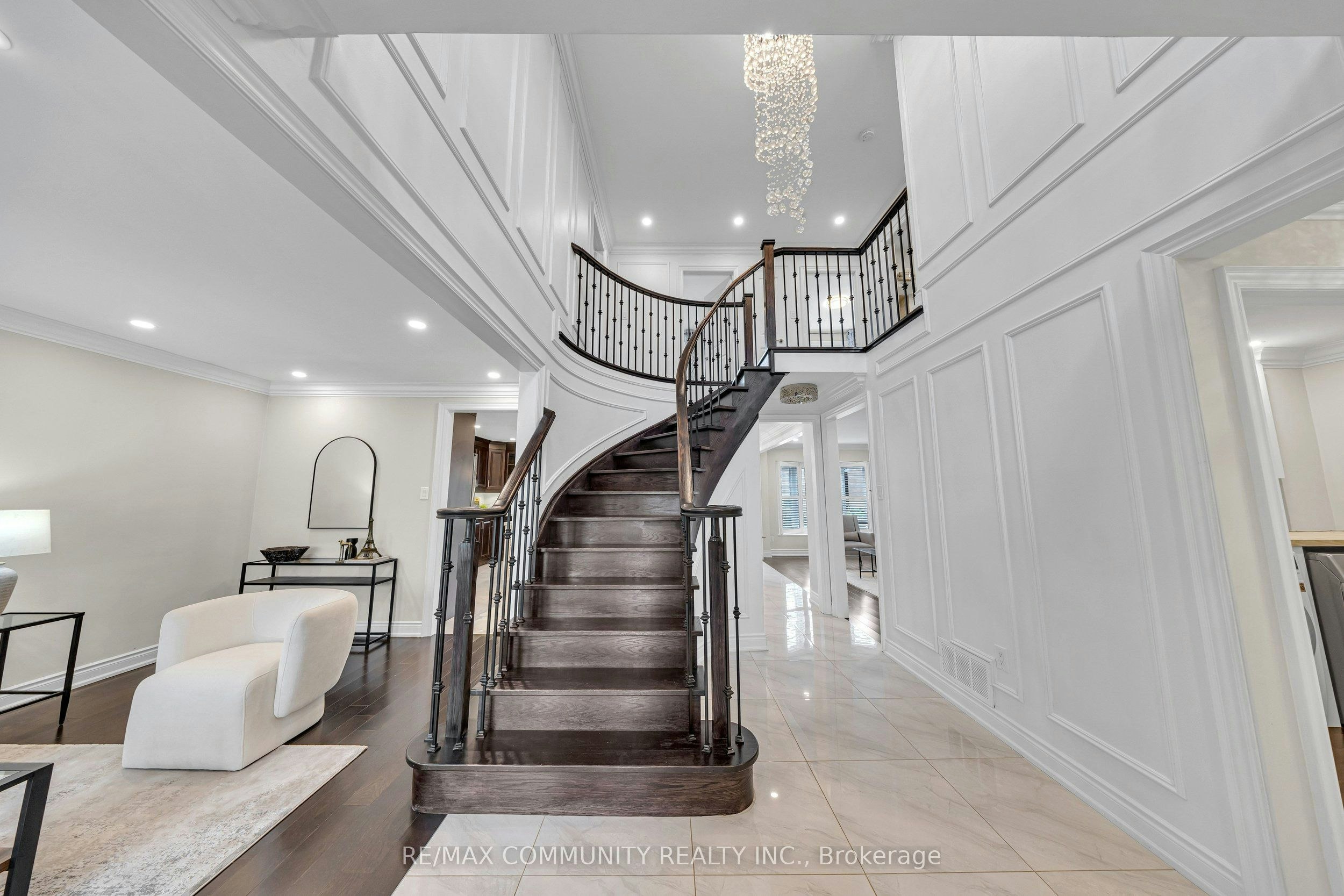 43 Fieldwood Drive, Toronto, ON, M1V 3G3