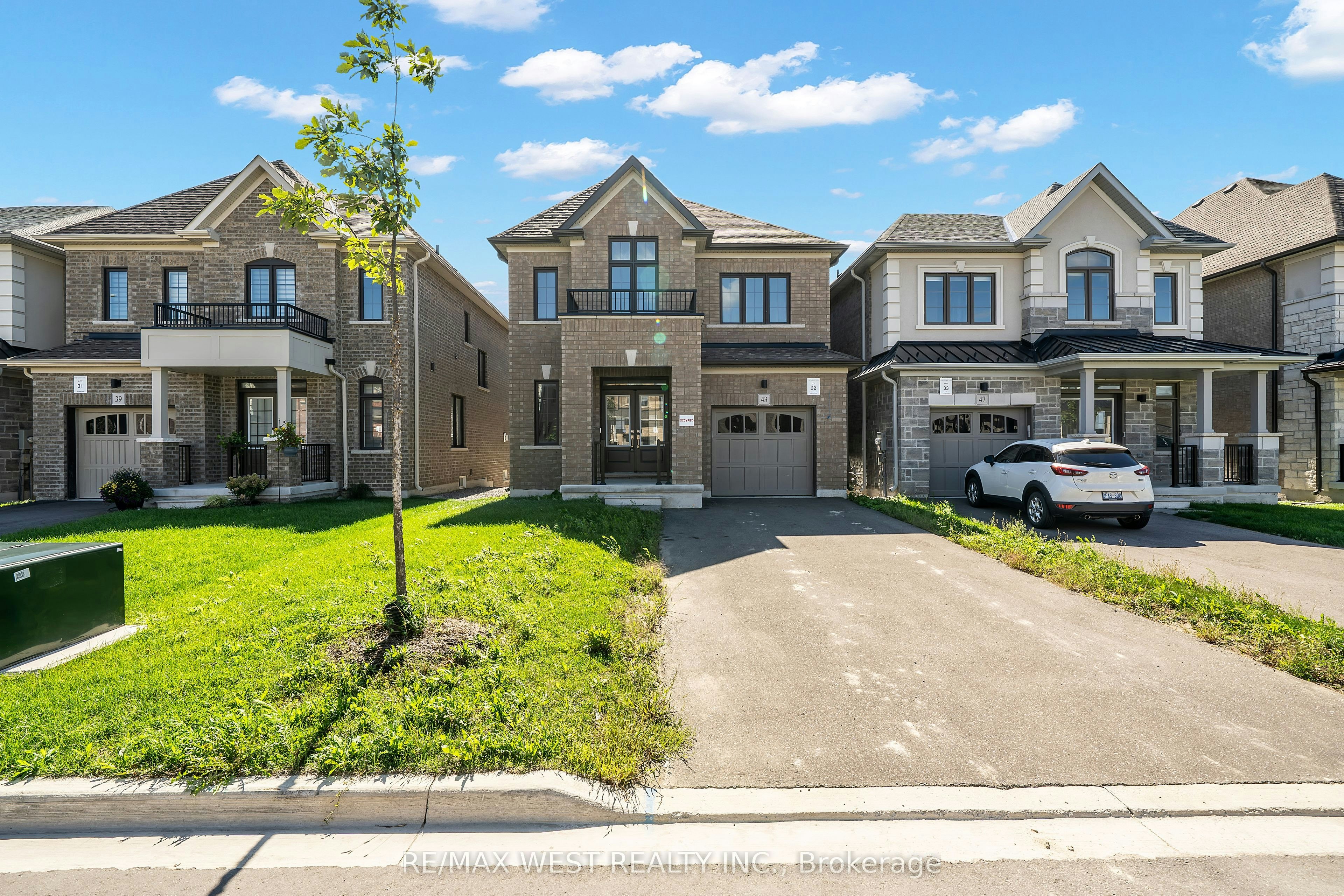 43 Ed Ewert Avenue, Clarington, ON, L1B 0W7