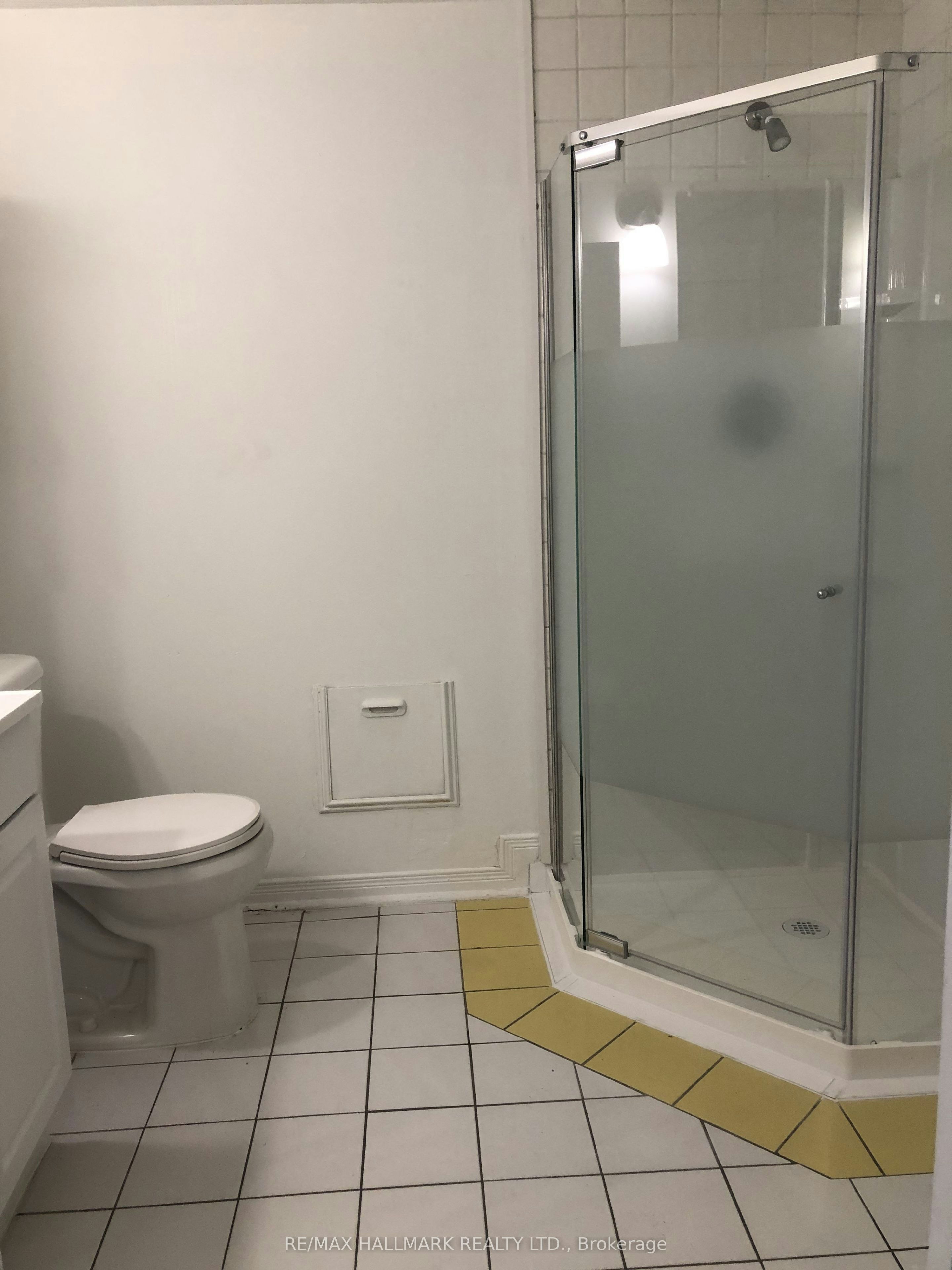 Lower-898 Rambleberry Avenue, Pickering, ON, L1V 5X9 - 4