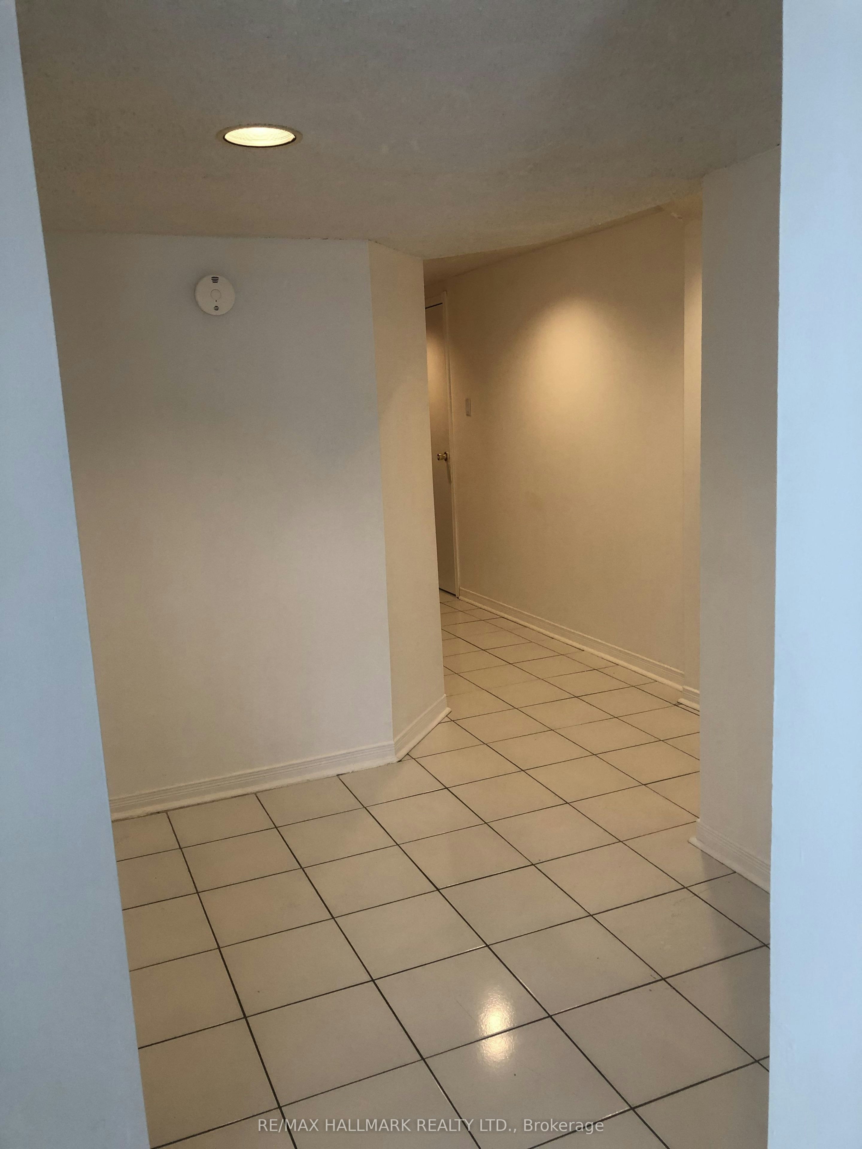 Lower-898 Rambleberry Avenue, Pickering, ON, L1V 5X9 - 7
