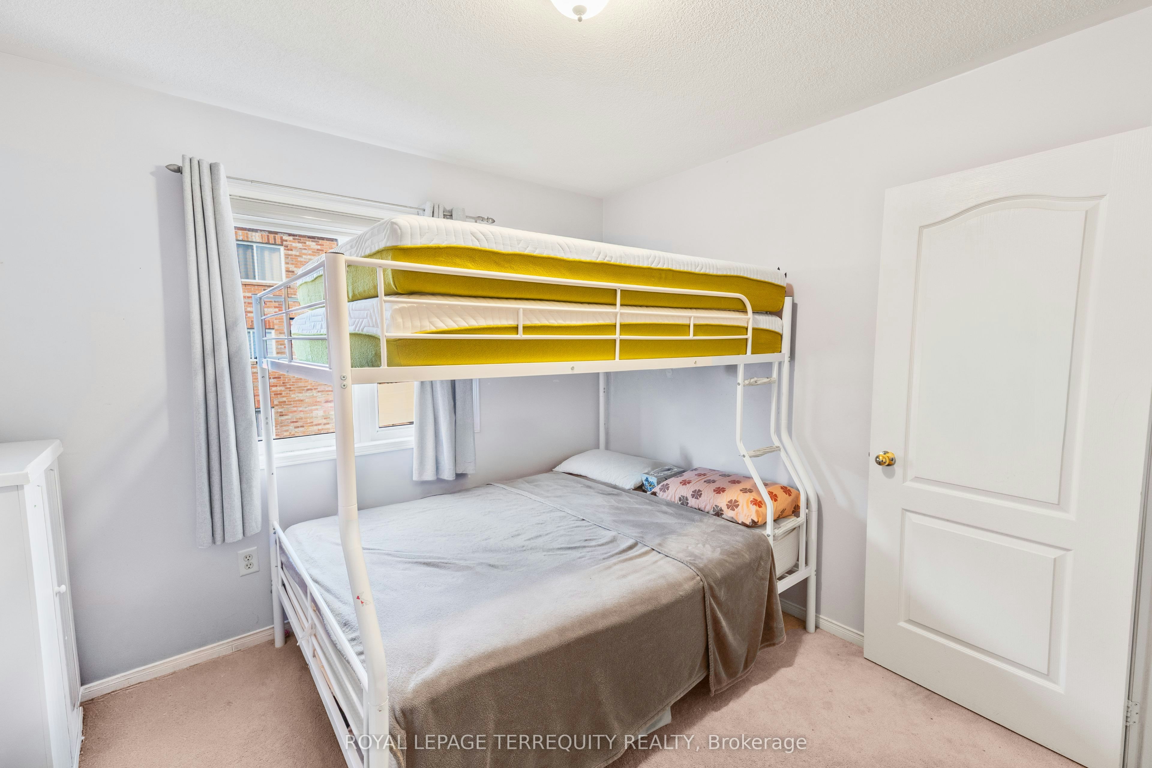 44 Thackery Drive, Ajax, ON, L1T 0B4 - 20