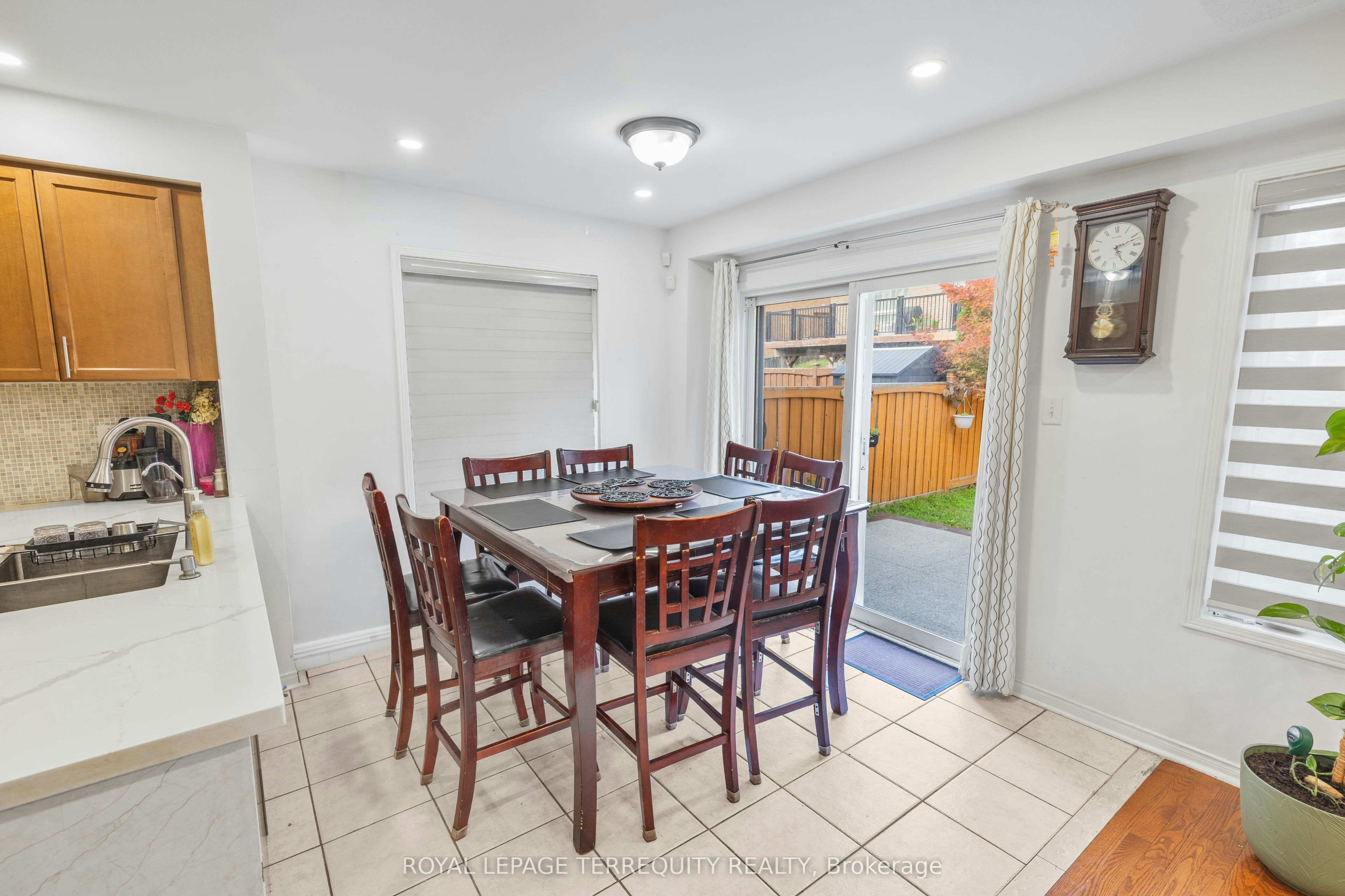 44 Thackery Drive, Ajax, ON, L1T 0B4 - 7