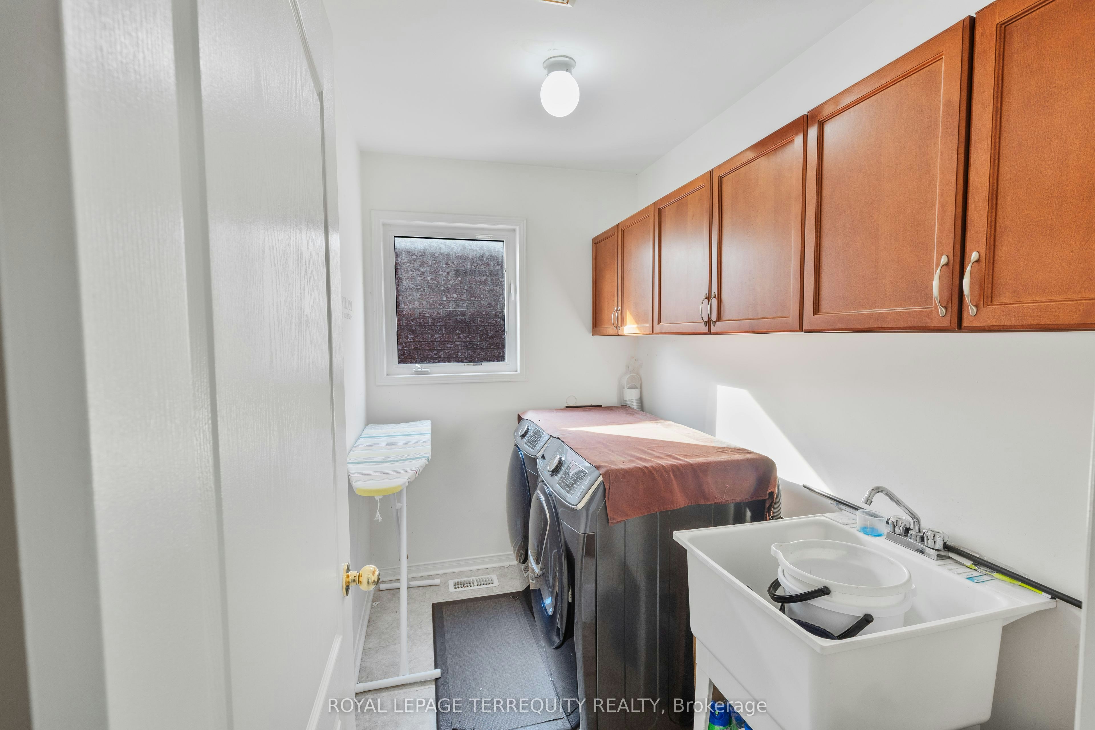 44 Thackery Drive, Ajax, ON, L1T 0B4 - 21