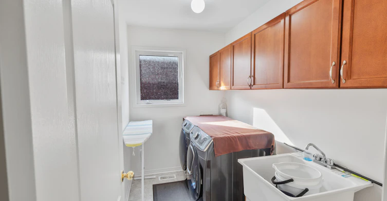 44 Thackery Drive, Ajax, ON, L1T 0B4 - 21