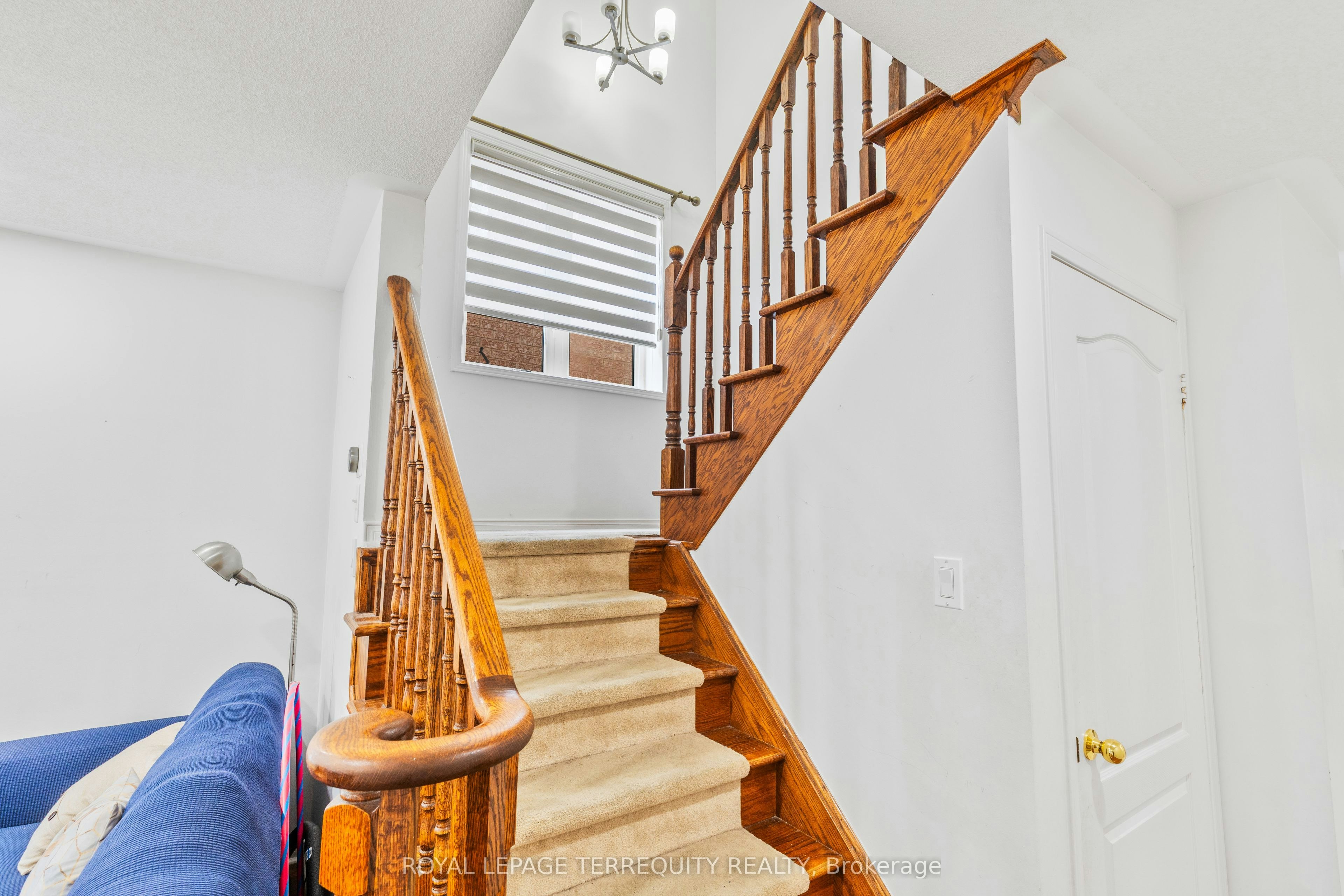 44 Thackery Drive, Ajax, ON, L1T 0B4 - 11