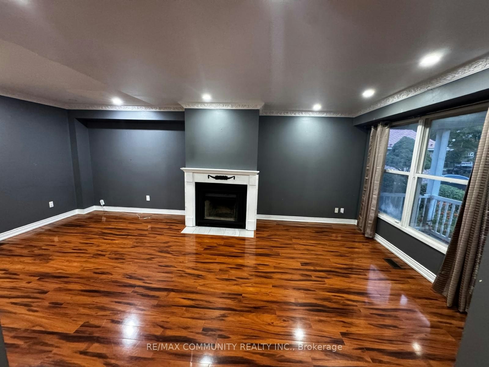 Upper-56 Overlord Crescent, Toronto, ON, M1B 4P3 - 2