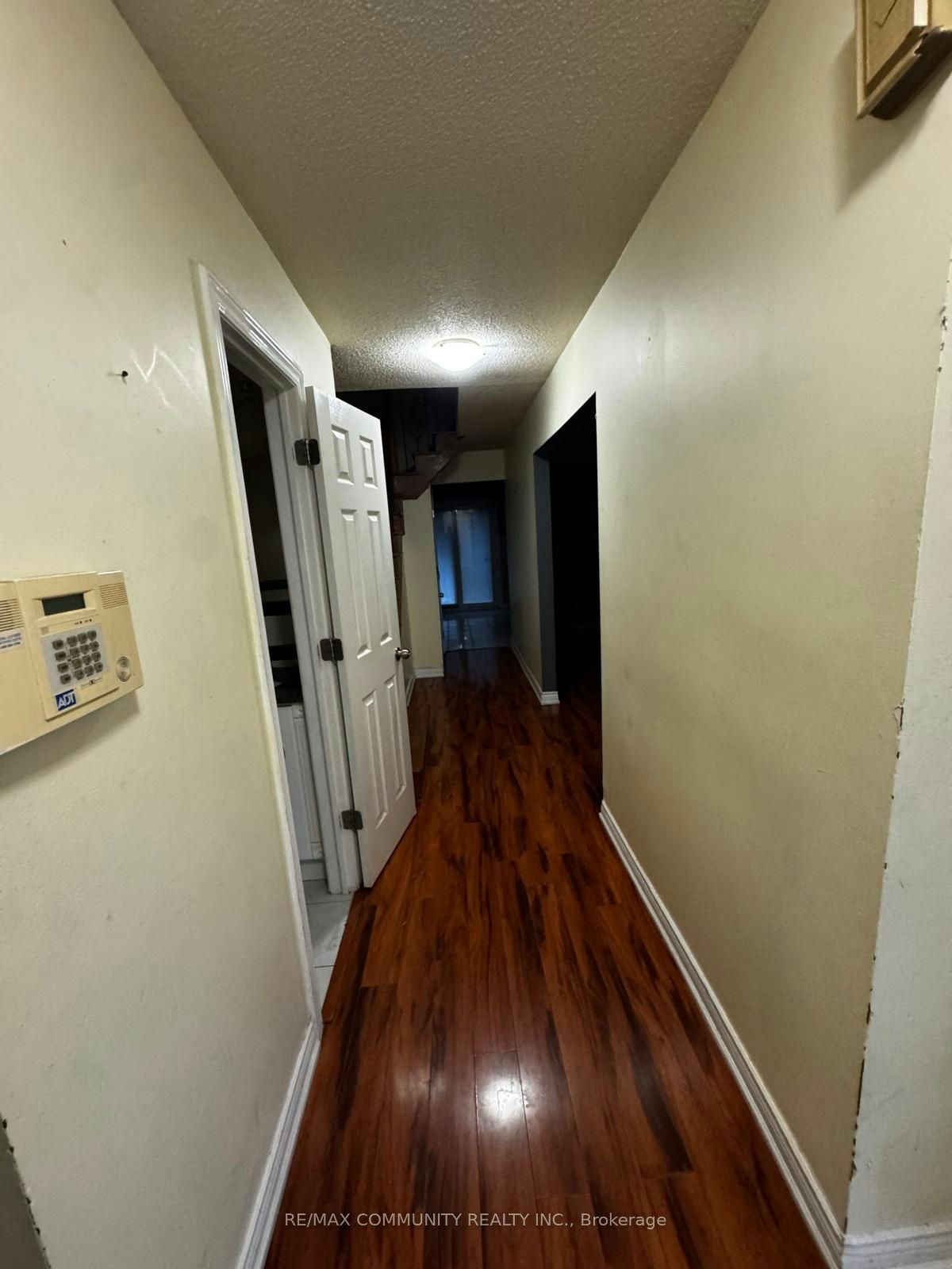 Upper-56 Overlord Crescent, Toronto, ON, M1B 4P3 - 5