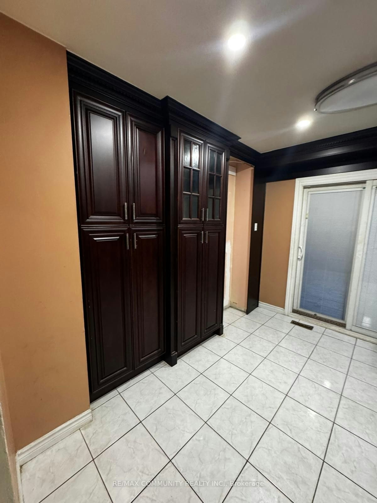 Upper-56 Overlord Crescent, Toronto, ON, M1B 4P3 - 12