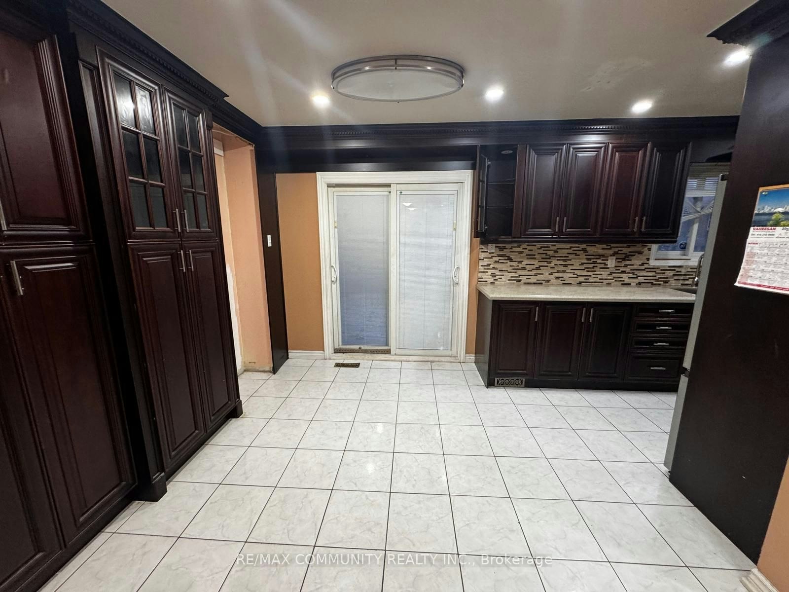 Upper-56 Overlord Crescent, Toronto, ON, M1B 4P3 - 11