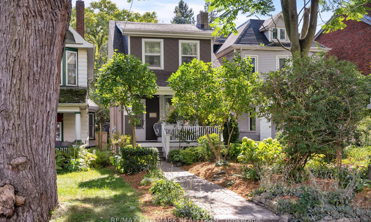 31 Cassels Avenue