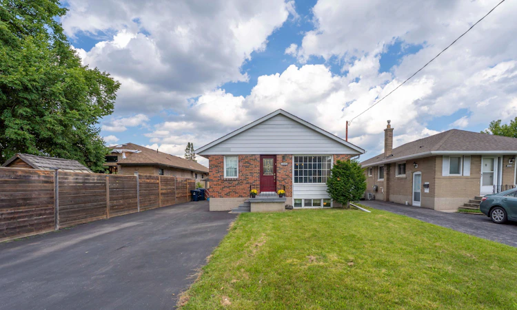 1557 Pharmacy Avenue