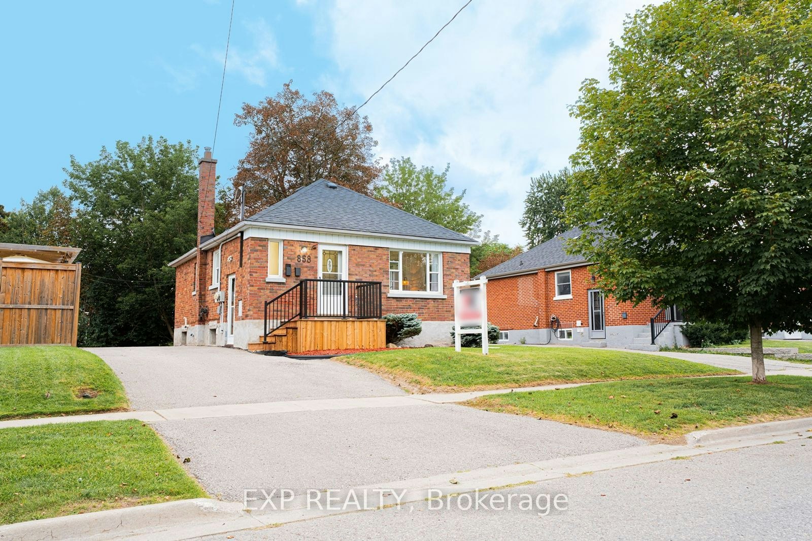 858 Grierson Street, Oshawa, ON, L1G 5J9