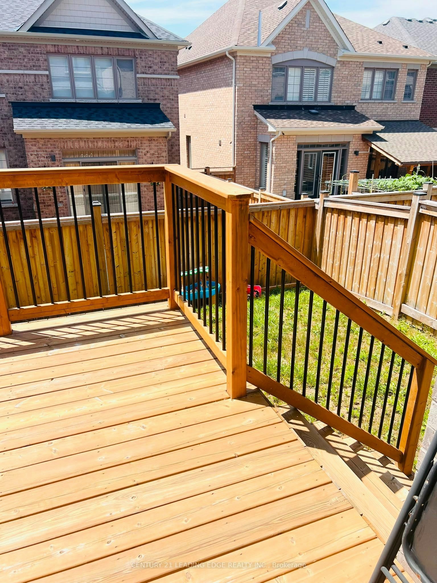 28 Vickery Street, Whitby, ON, L1P 0L2 - 31