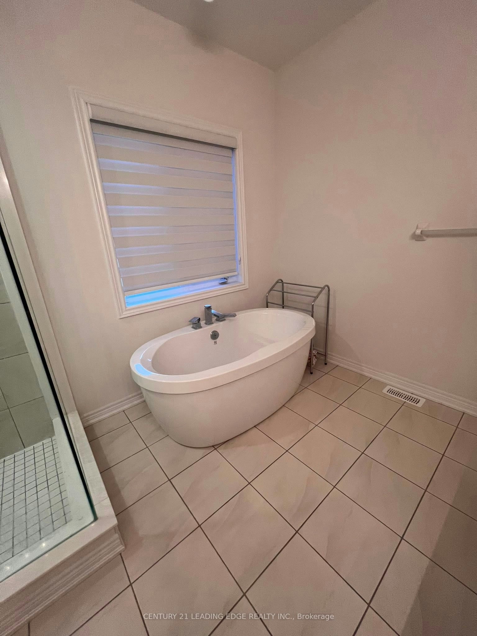28 Vickery Street, Whitby, ON, L1P 0L2 - 19