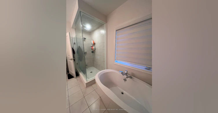 28 Vickery Street, Whitby, ON, L1P 0L2 - 18