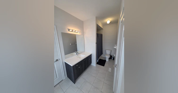 28 Vickery Street, Whitby, ON, L1P 0L2 - 29