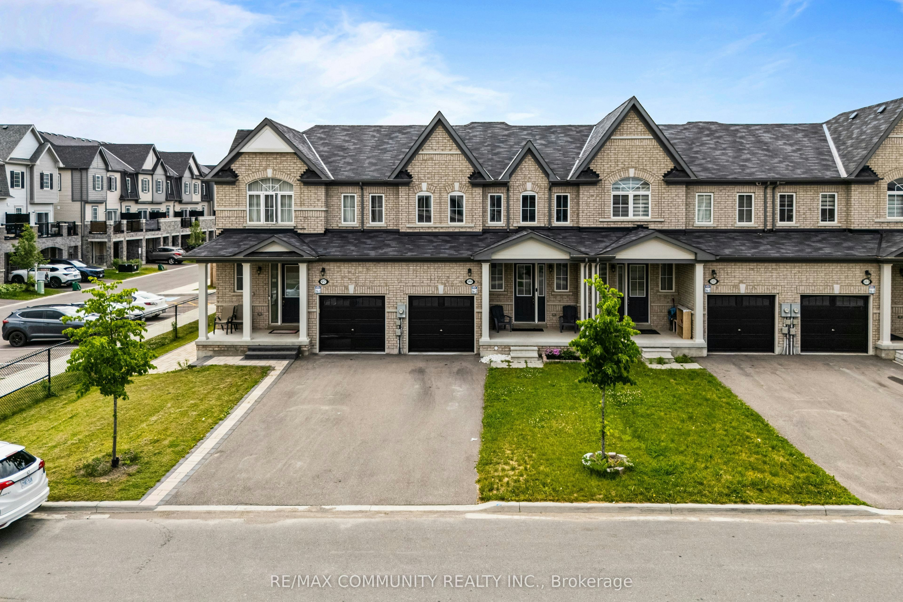 99 Bill Hutchinson Crescent, Clarington, ON, L1C 4T5