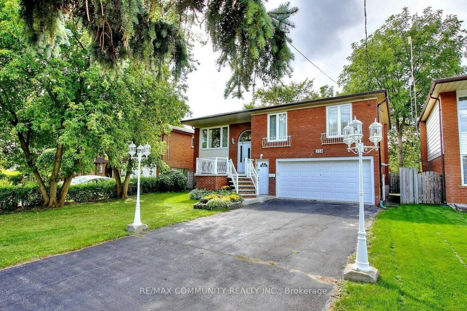 Main-358 Morrish Road, Toronto, ON, M1C 1G1