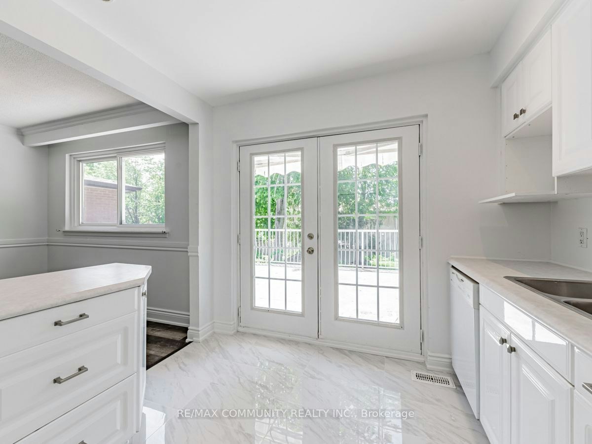 Main-358 Morrish Road, Toronto, ON, M1C 1G1 - 9