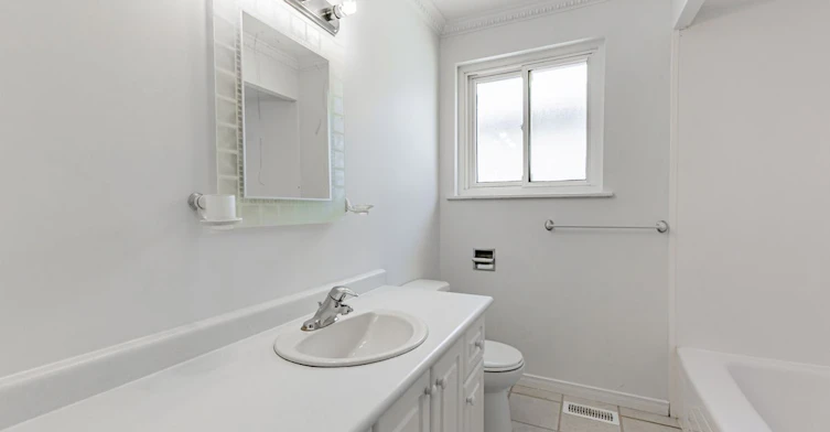 Main-358 Morrish Road, Toronto, ON, M1C 1G1 - 17