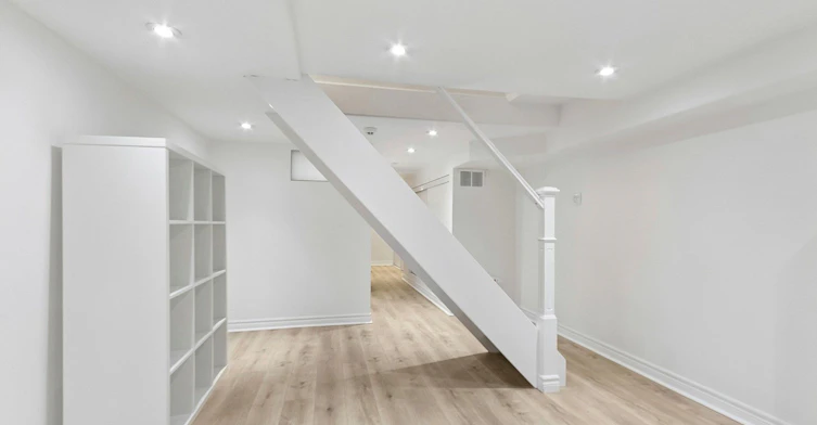 82 Rushbrooke Avenue, Toronto, ON, M4M 3A9 - 19