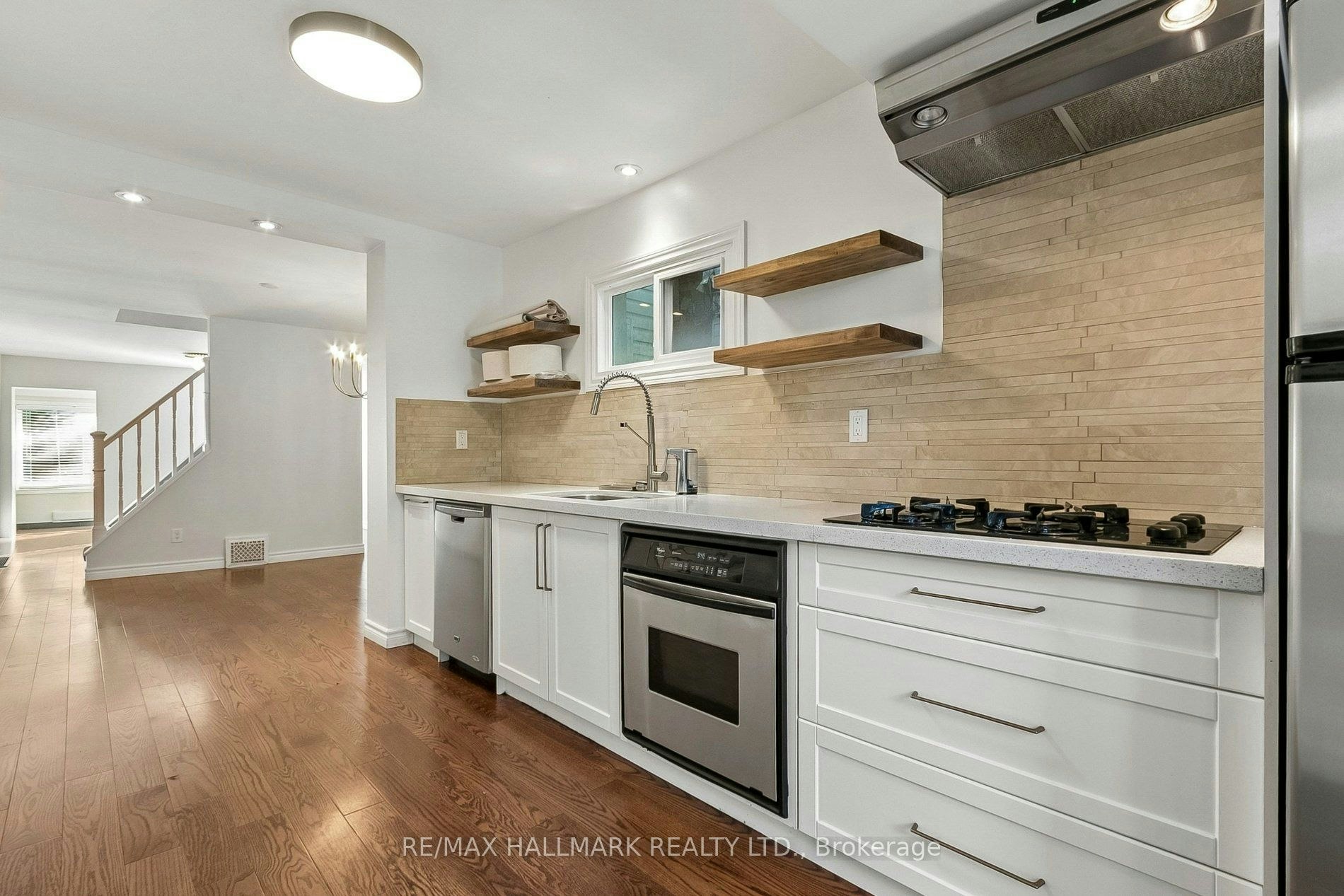 82 Rushbrooke Avenue, Toronto, ON, M4M 3A9 - 11