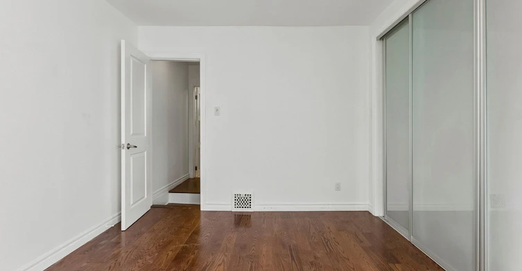 82 Rushbrooke Avenue, Toronto, ON, M4M 3A9 - 14