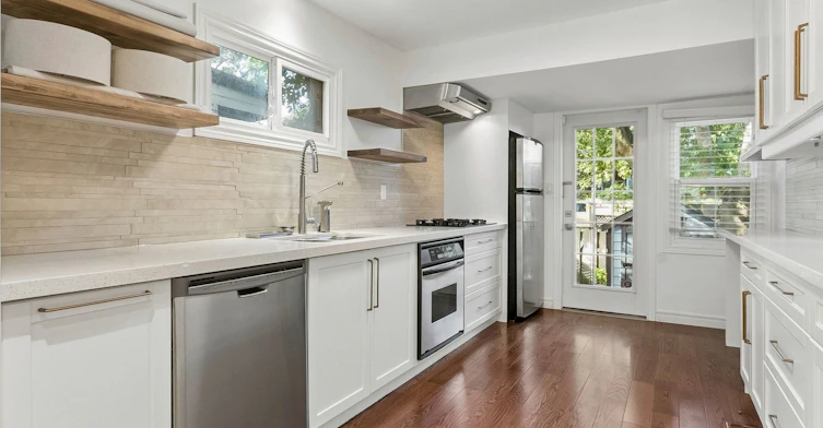 82 Rushbrooke Avenue, Toronto, ON, M4M 3A9 - 8