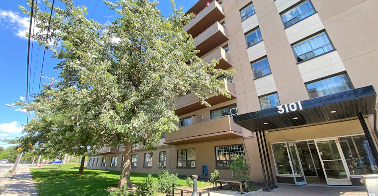 307-3101 Eglinton Avenue E, Toronto, ON, M1J 2G4
