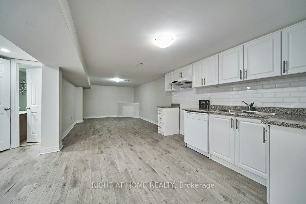 213 Cabot Street, Oshawa, ON, L1J 5S2 - 24