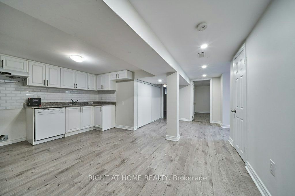 213 Cabot Street, Oshawa, ON, L1J 5S2 - 23