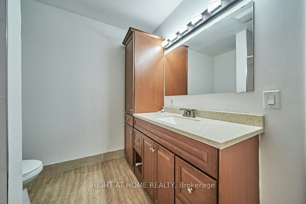 213 Cabot Street, Oshawa, ON, L1J 5S2 - 15