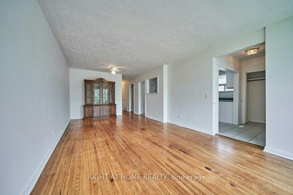 213 Cabot Street, Oshawa, ON, L1J 5S2 - 9