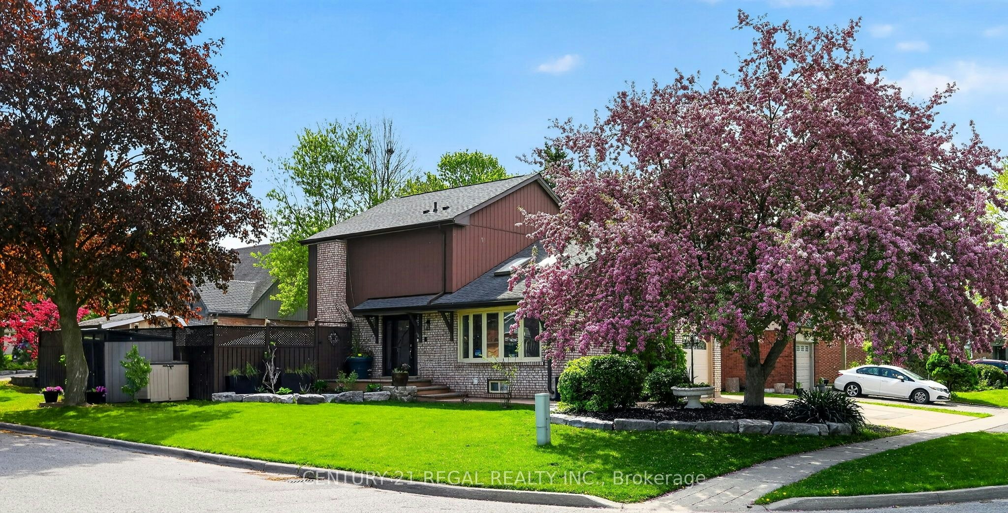 481 Camelot Drive W, Oshawa, ON, L1K 1M5