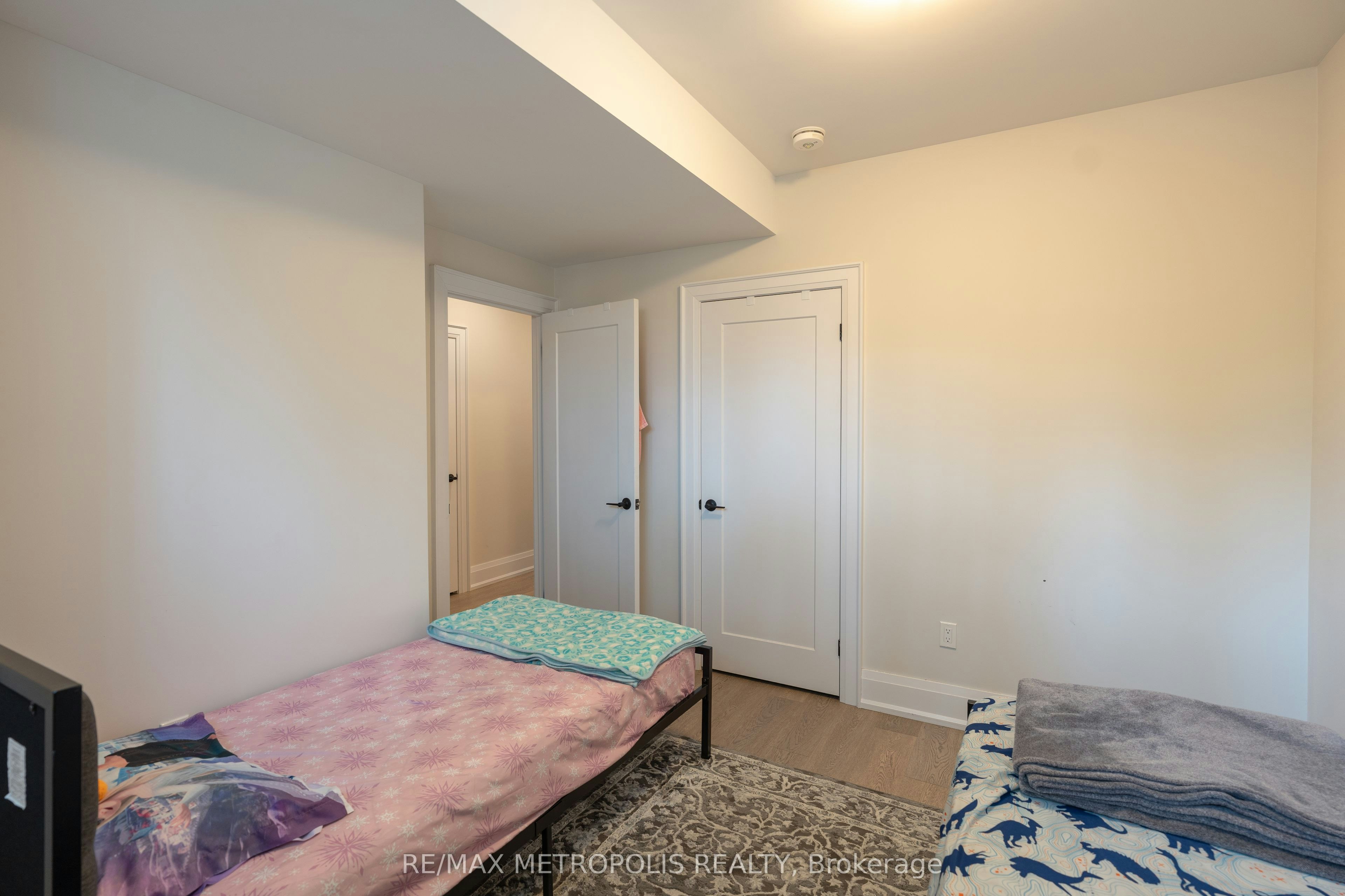 BSMT-34 Euclid Avenue, Toronto, ON, M6J 2J6 - 26