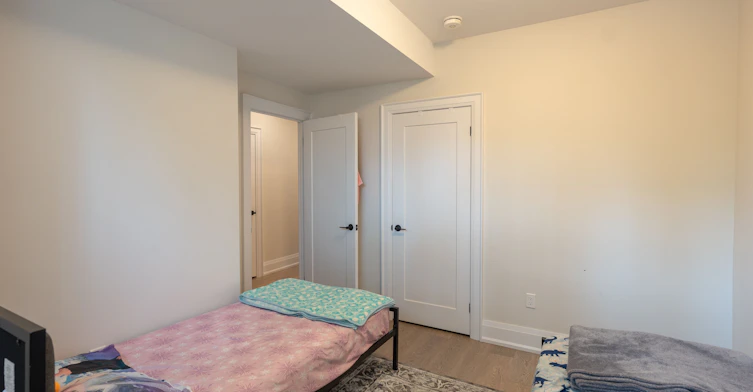 BSMT-34 Euclid Avenue, Toronto, ON, M6J 2J6 - 26