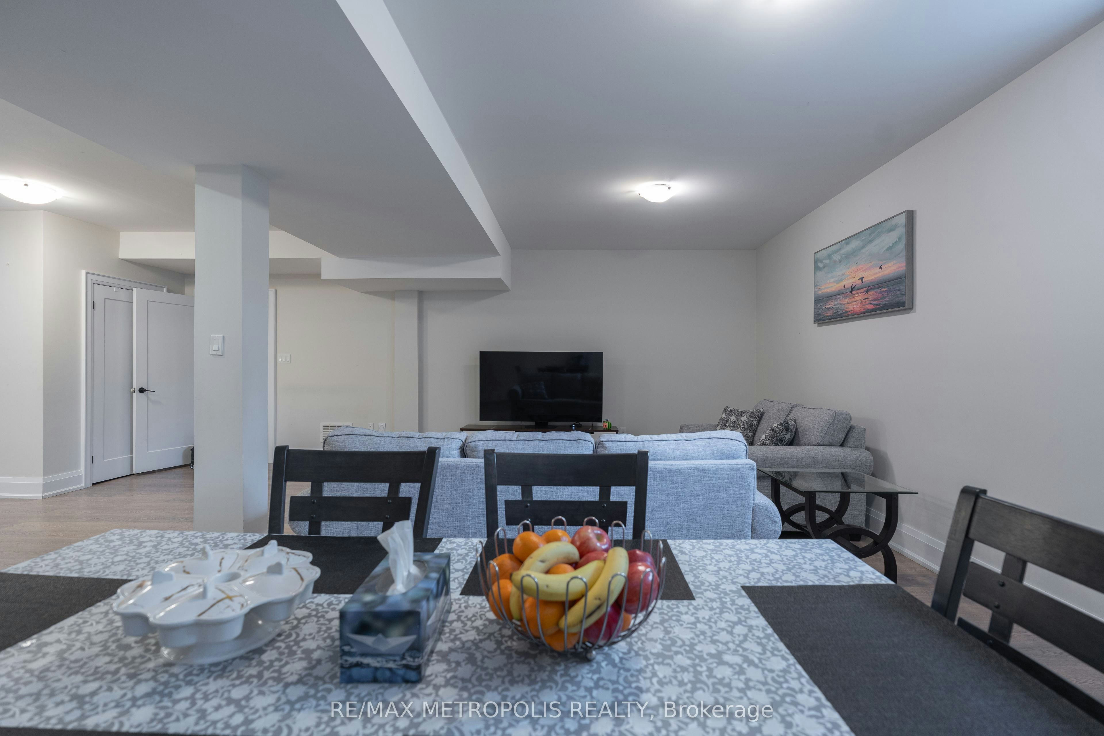 BSMT-34 Euclid Avenue, Toronto, ON, M6J 2J6 - 5