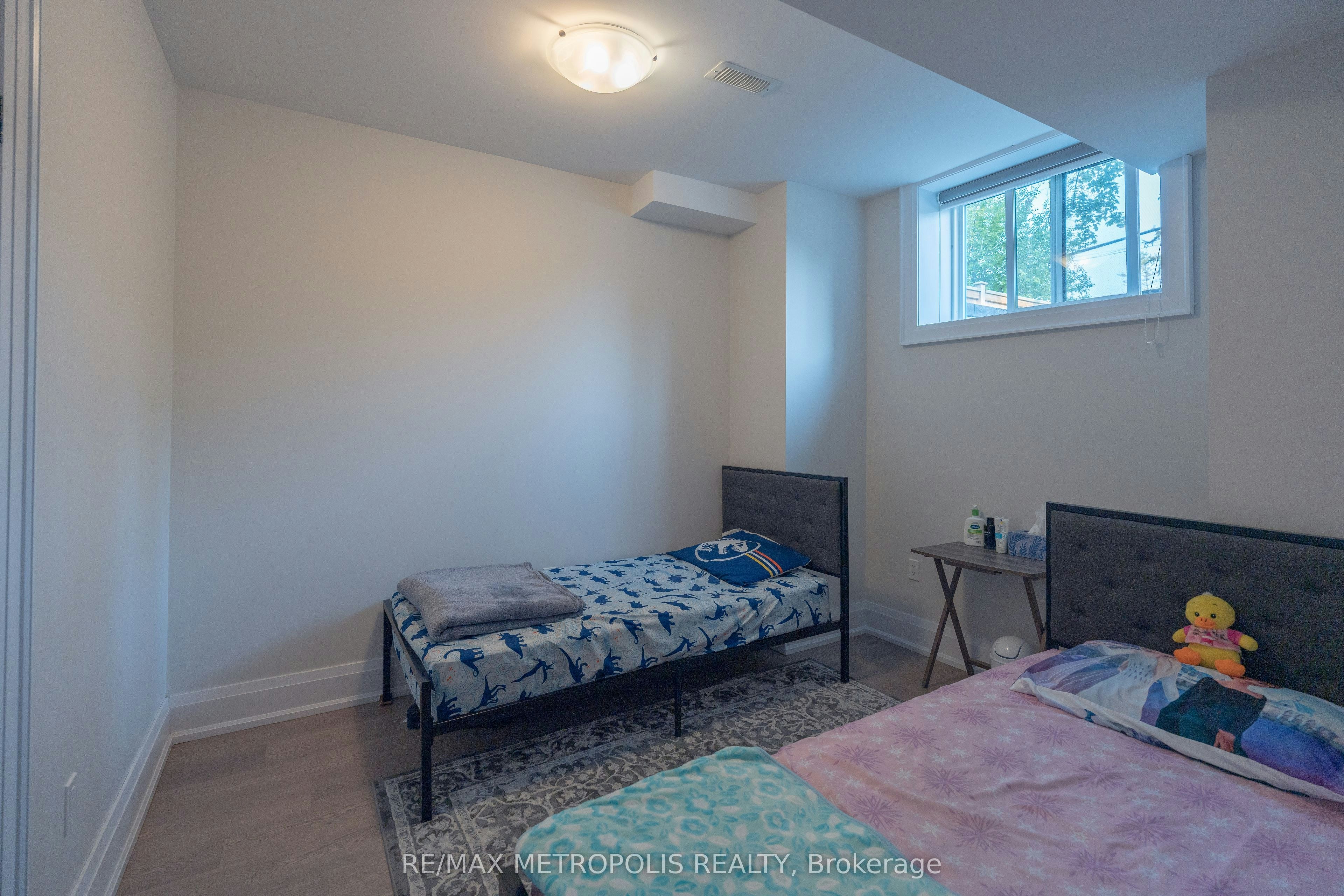BSMT-34 Euclid Avenue, Toronto, ON, M6J 2J6 - 25