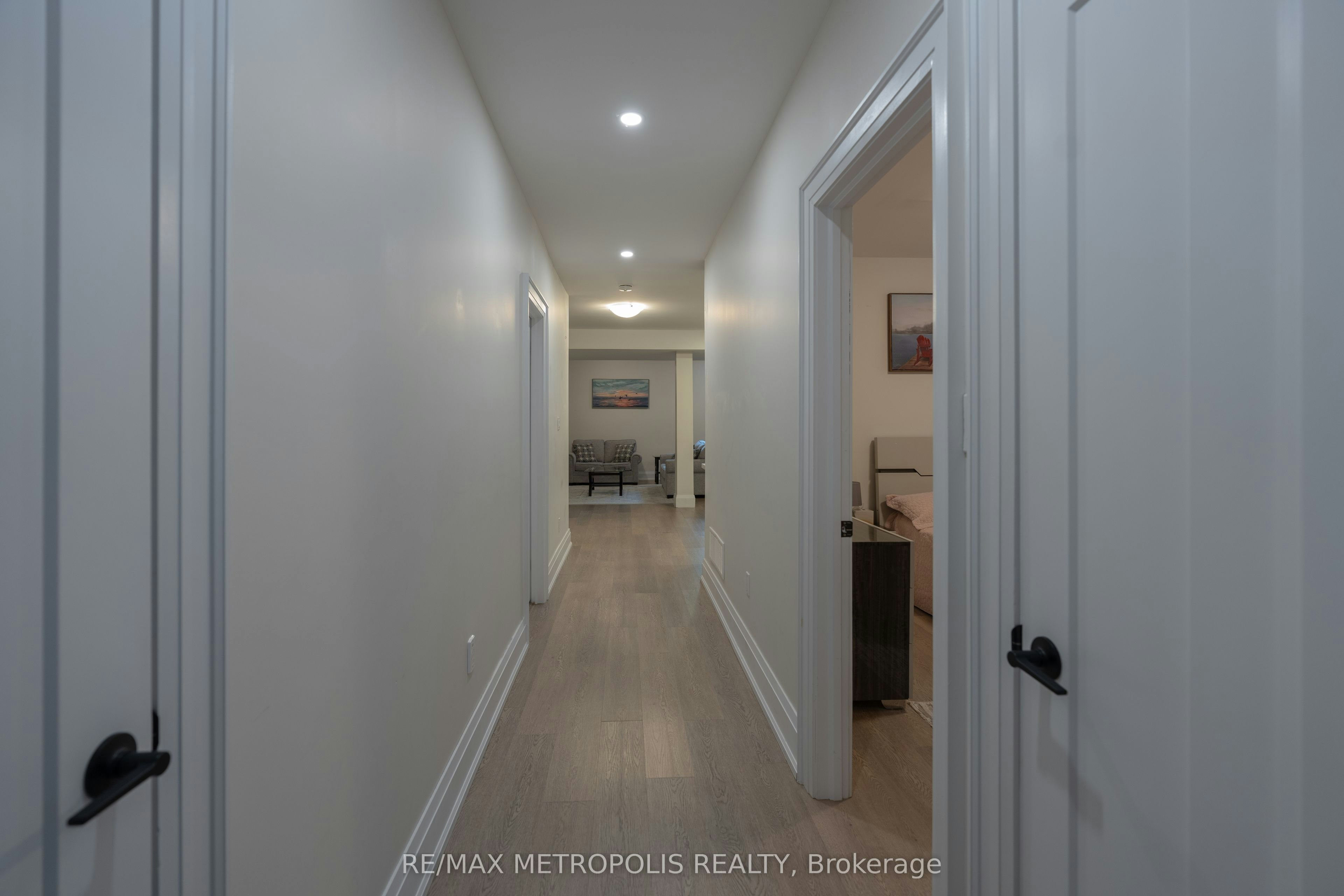 BSMT-34 Euclid Avenue, Toronto, ON, M6J 2J6 - 24
