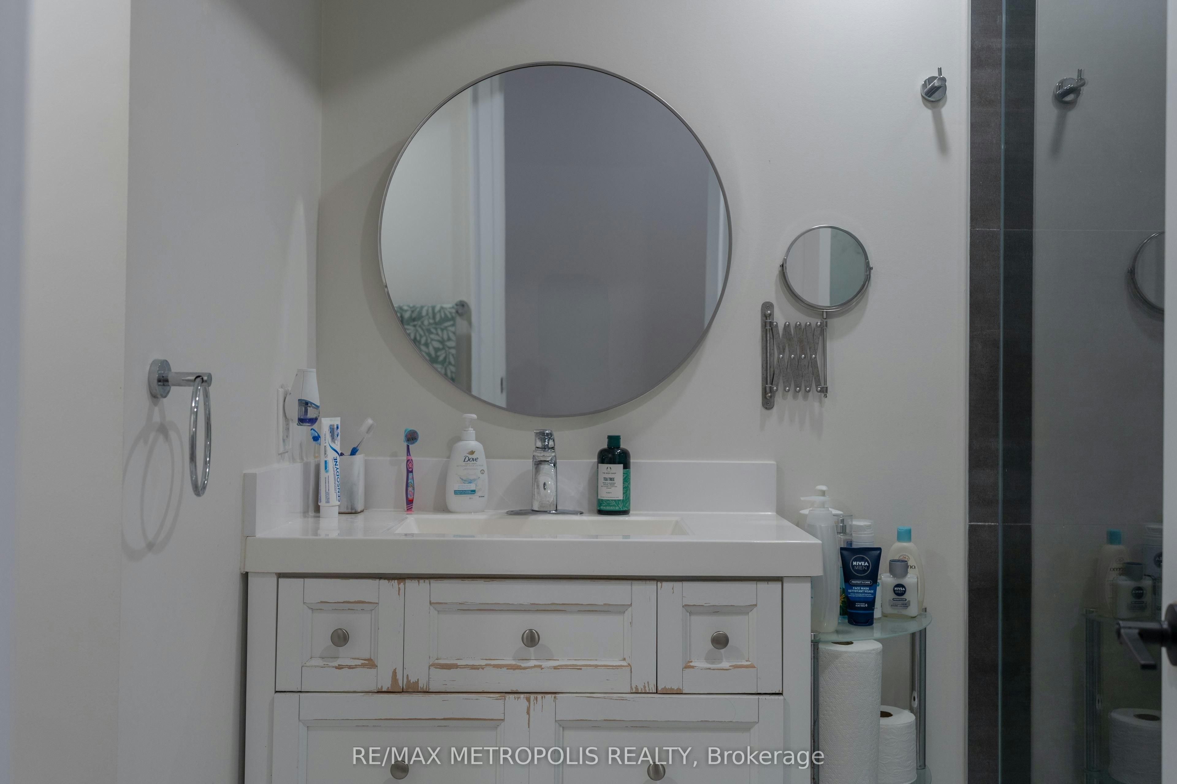 BSMT-34 Euclid Avenue, Toronto, ON, M6J 2J6 - 19