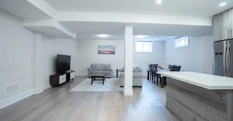 BSMT-34 Euclid Avenue, Toronto, ON, M6J 2J6 - 2