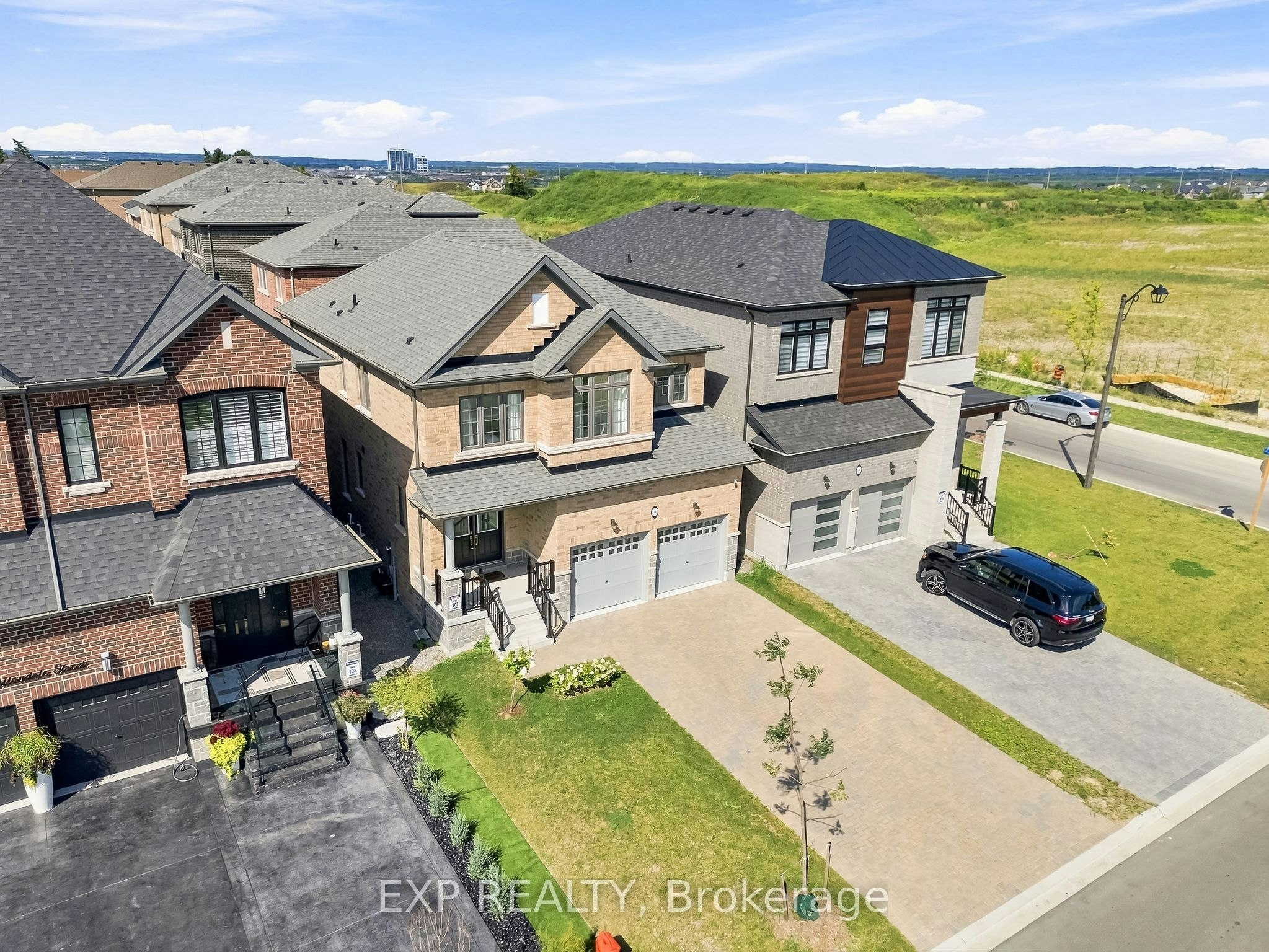 2144 Hallandale Street, Oshawa, ON, L1L 0T8