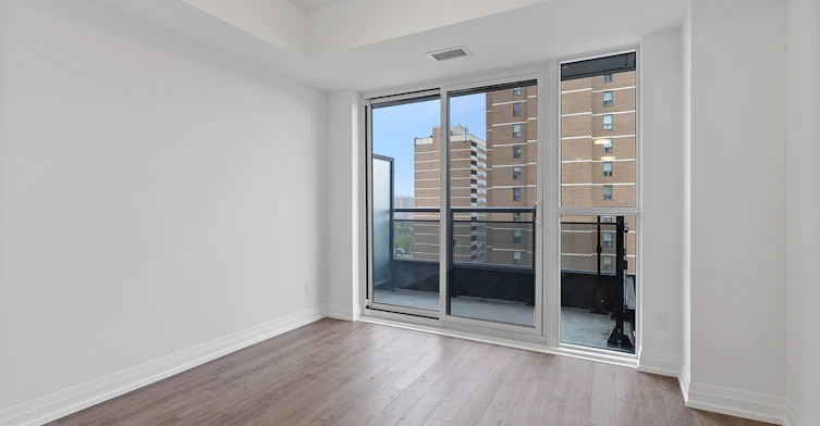 1807-286 Main Street, Toronto, ON, M4C 4X4 - 18