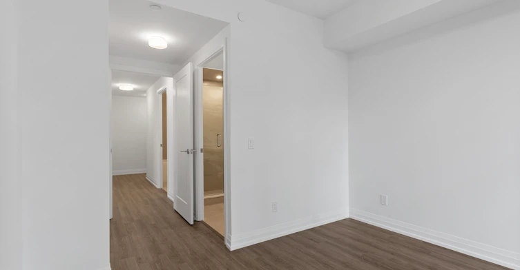 1807-286 Main Street, Toronto, ON, M4C 4X4 - 20