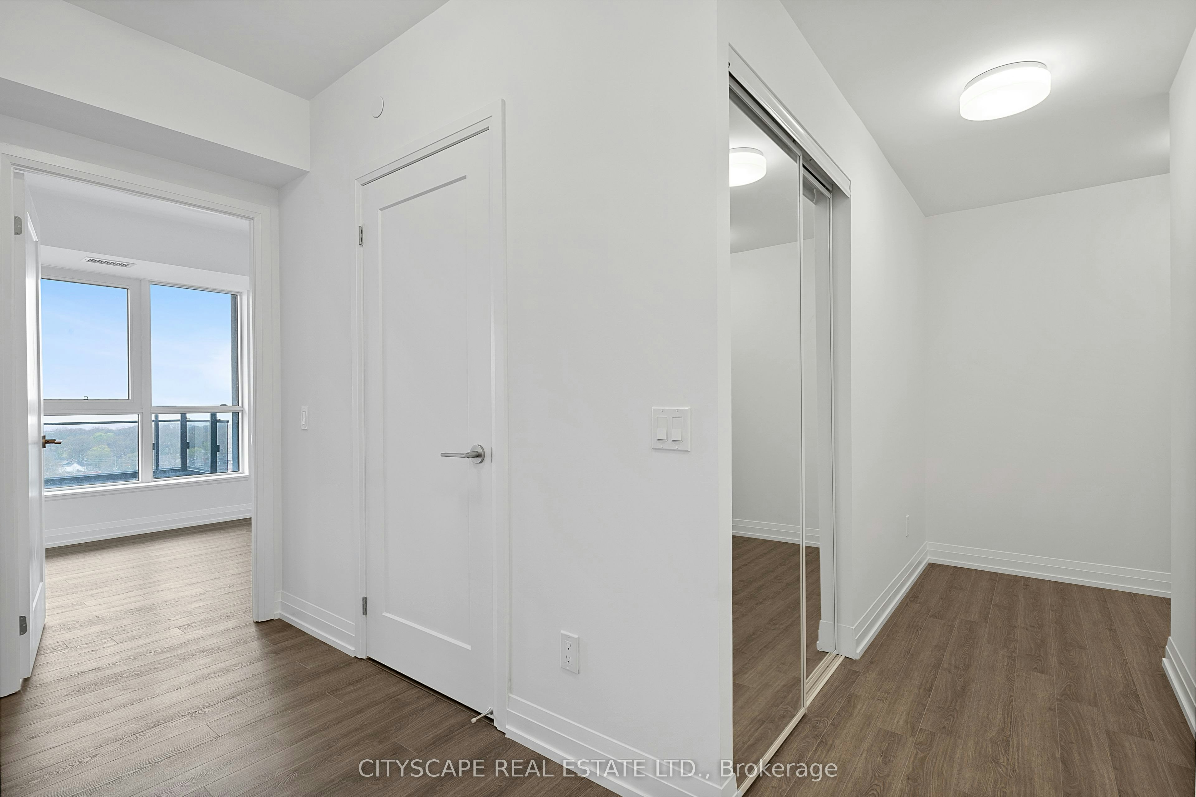 1807-286 Main Street, Toronto, ON, M4C 4X4 - 27