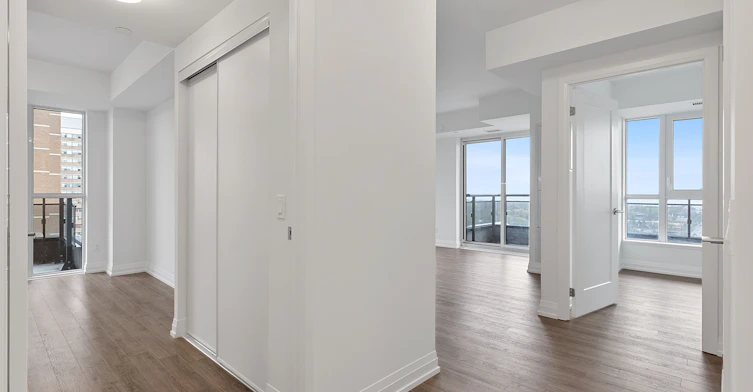 1807-286 Main Street, Toronto, ON, M4C 4X4 - 17