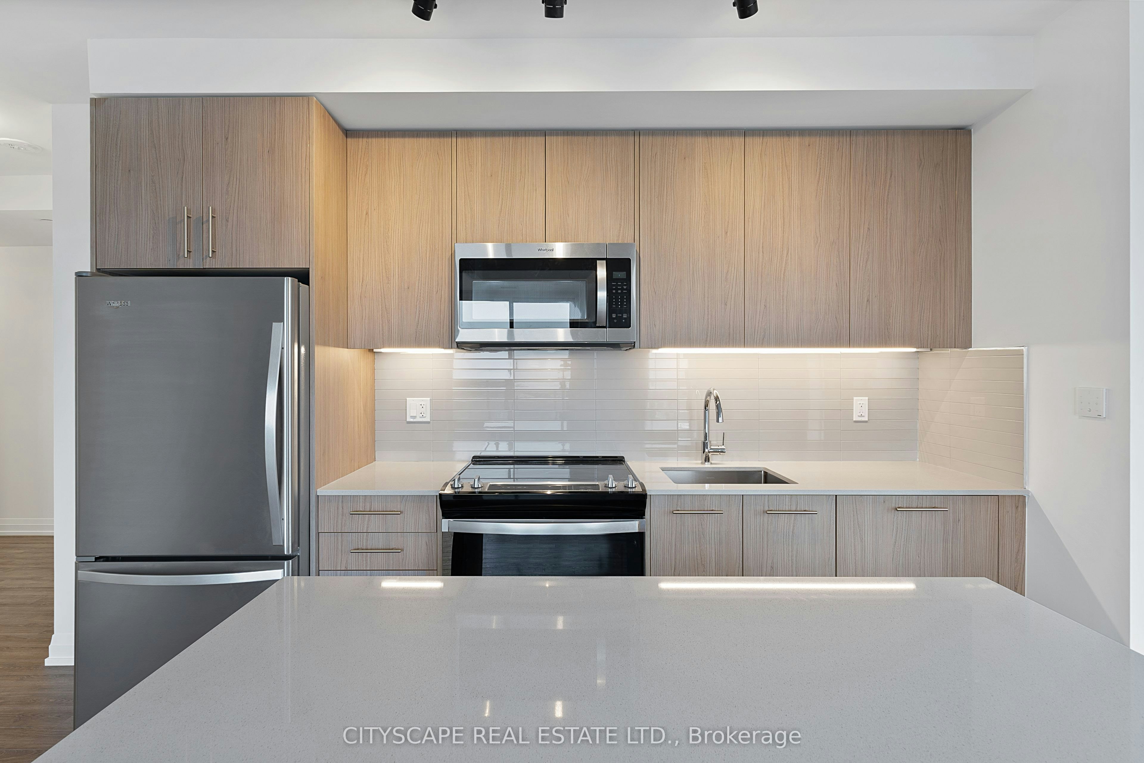 1807-286 Main Street, Toronto, ON, M4C 4X4 - 10
